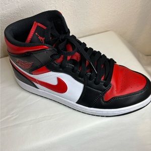 Air Jordan Mens Tennis Shoes, Size 8.5